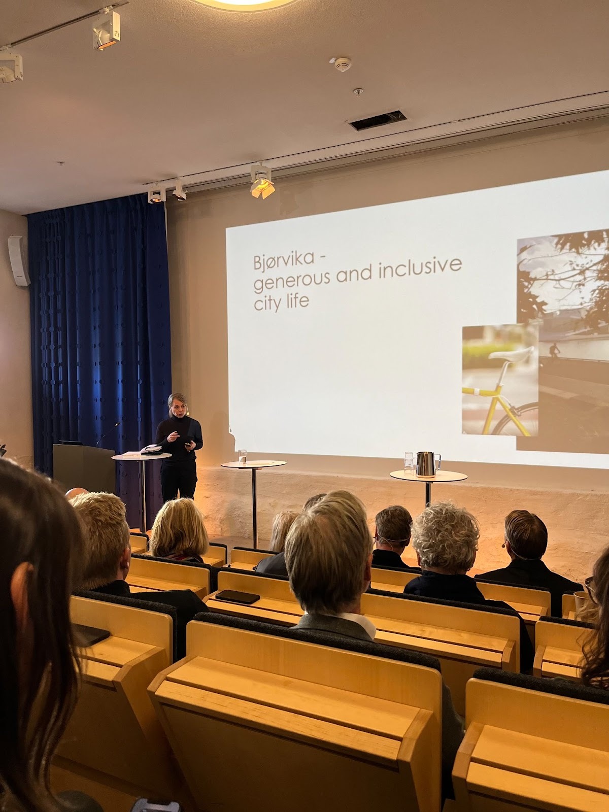 Noble talks Stockholm April 2023. Merete Lie presenterer Bjørvikaforeningen